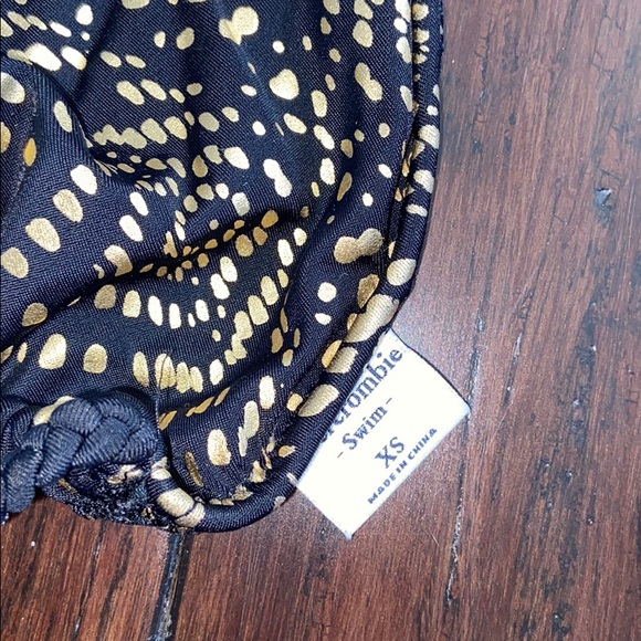 Abercrombie Swim black and gold bikini set - Picture 6 of 6